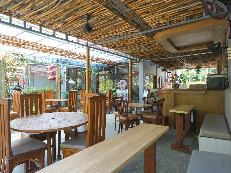 Komodo Lodge - Restoran