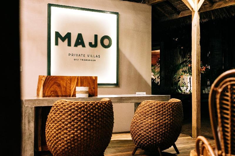 Majo Private Villas - Lobi