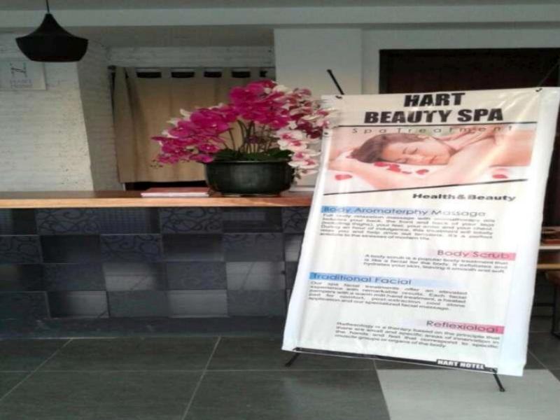 Hart Hotel - Lobi