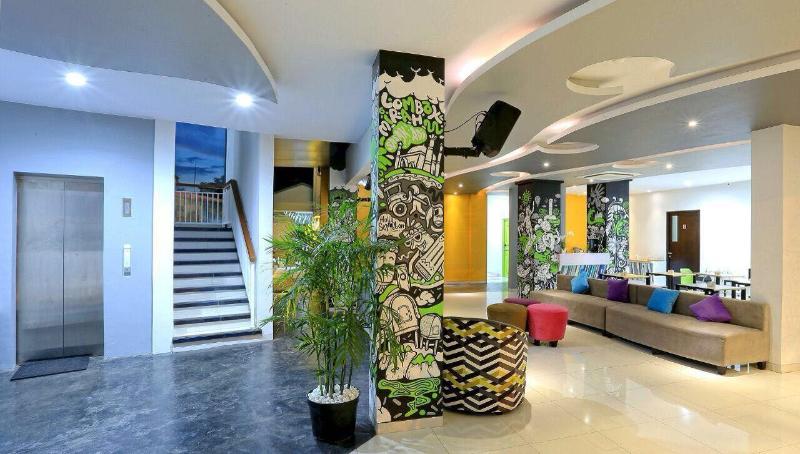 Fizz Hotel Lombok - Lobi