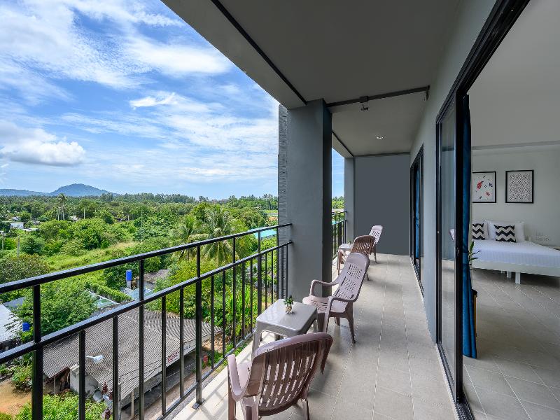 Maikhao Hotel - Teras