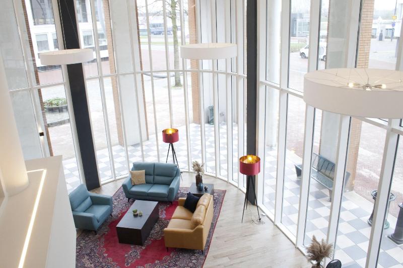 Bastion Hotel Arnhem - Lobi