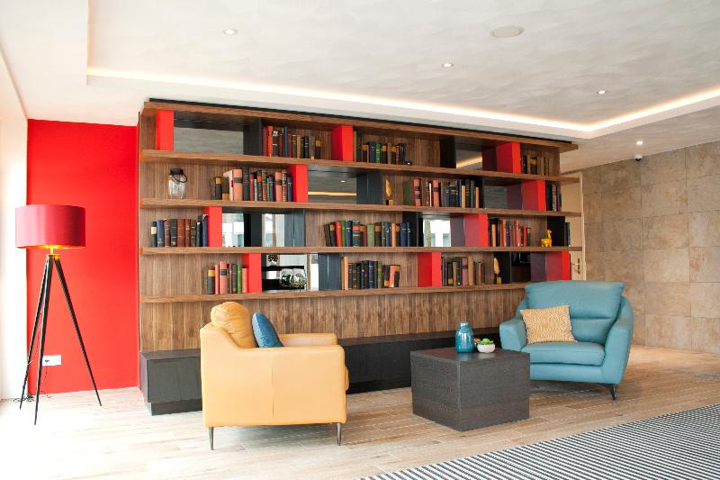 Bastion Hotel Arnhem - Lobi