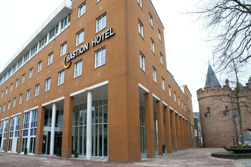 Bastion Hotel Arnhem - Genel