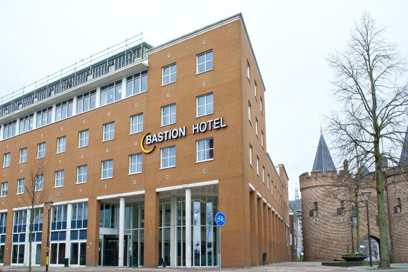 Bastion Hotel Arnhem - Genel