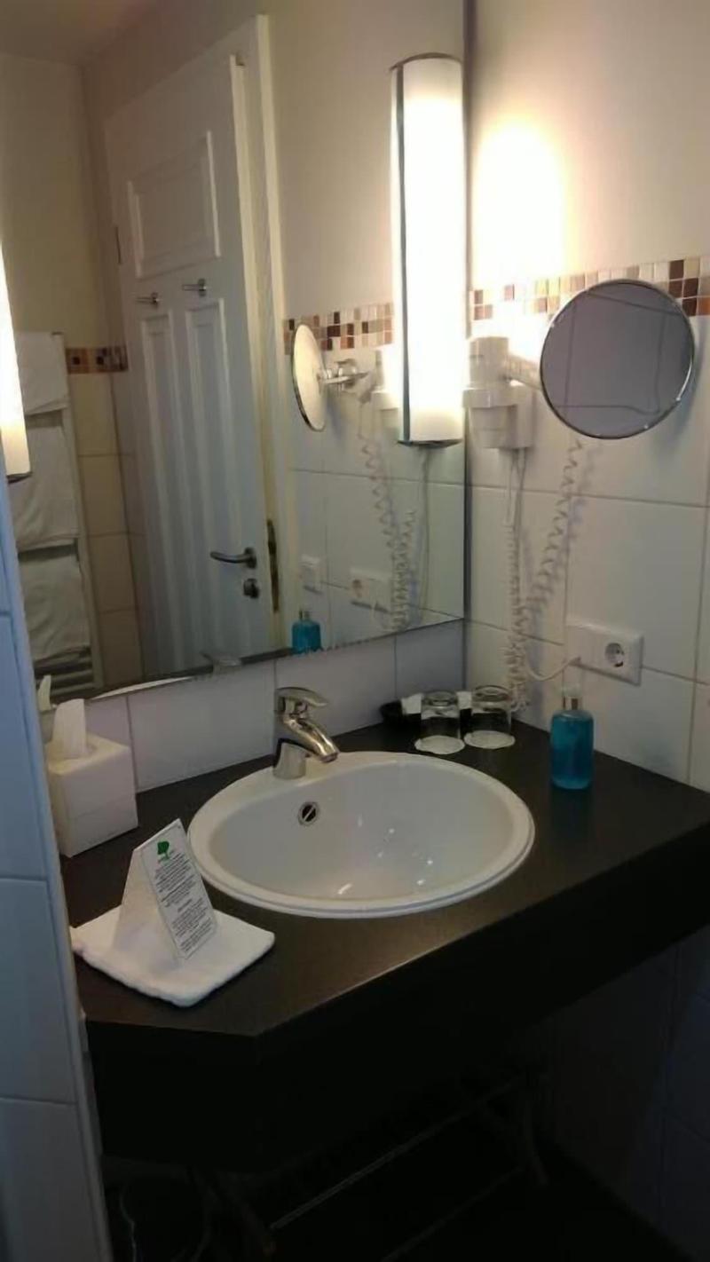 Dreimädelhaus Bremen Hotel & Restaurant - Oda