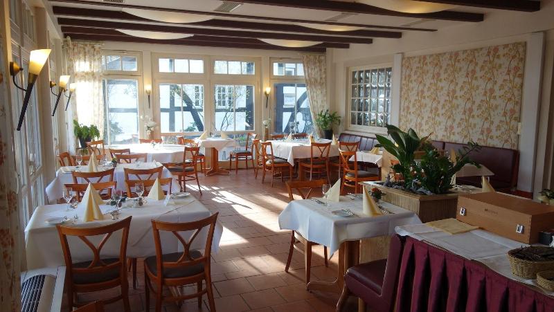 Dreimädelhaus Bremen Hotel & Restaurant - Restoran