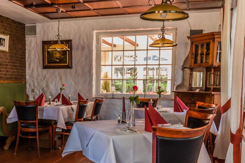 Dreimädelhaus Bremen Hotel & Restaurant - Restoran