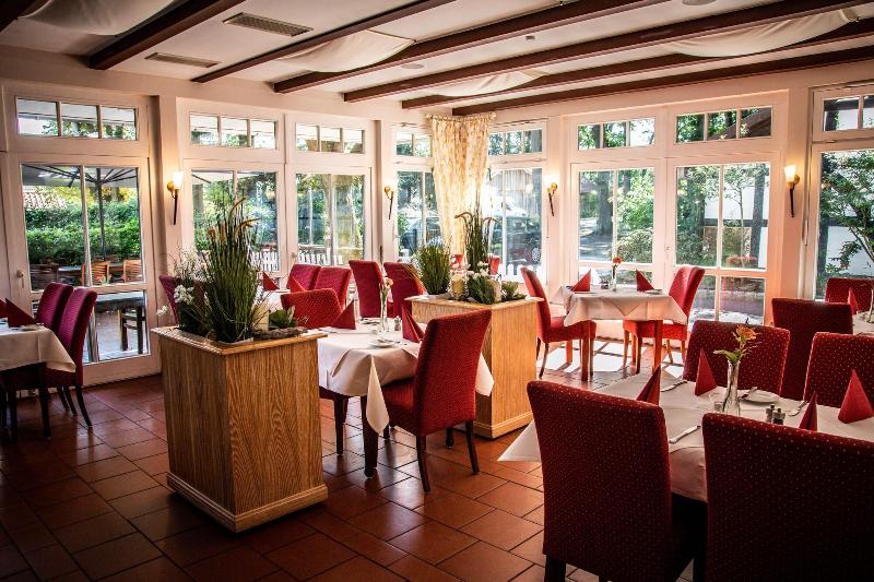 Dreimädelhaus Bremen Hotel & Restaurant - Restoran