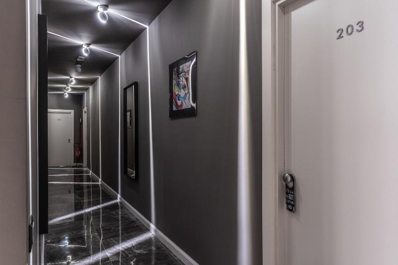 Apollo Boutique Hotel - Lobi