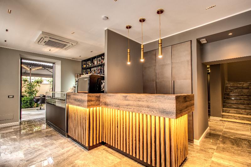 Apollo Boutique Hotel - Lobi