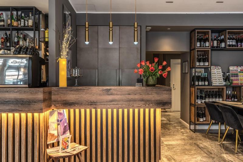Apollo Boutique Hotel - Lobi