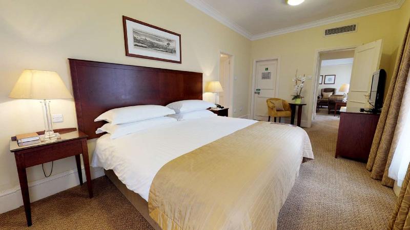 Macdonald Burlington Hotel - Oda