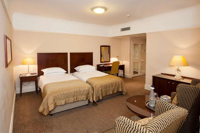 Macdonald Burlington Hotel - Oda