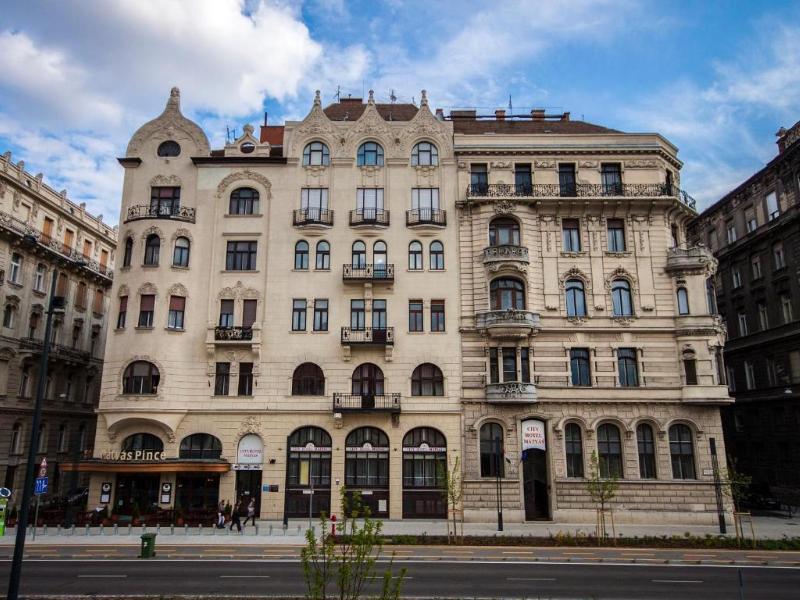 City Hotel Matyas - Genel