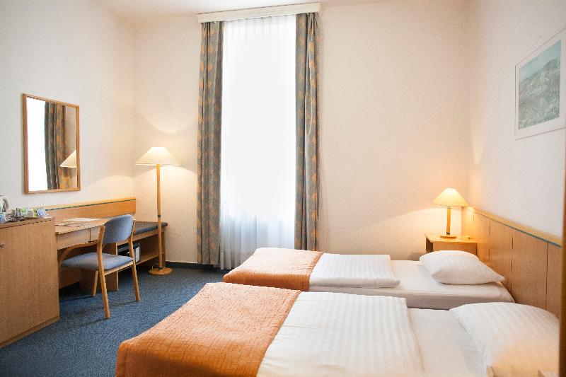 City Hotel Matyas - Oda