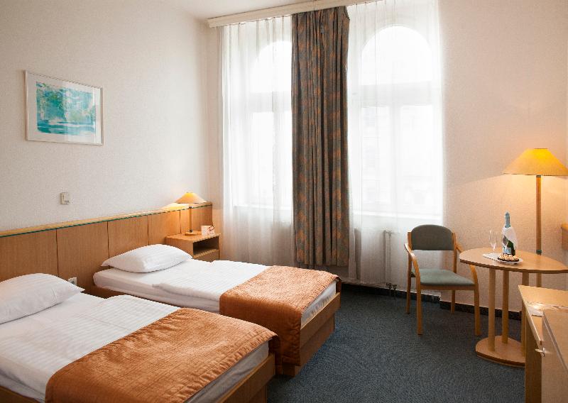 City Hotel Matyas - Oda