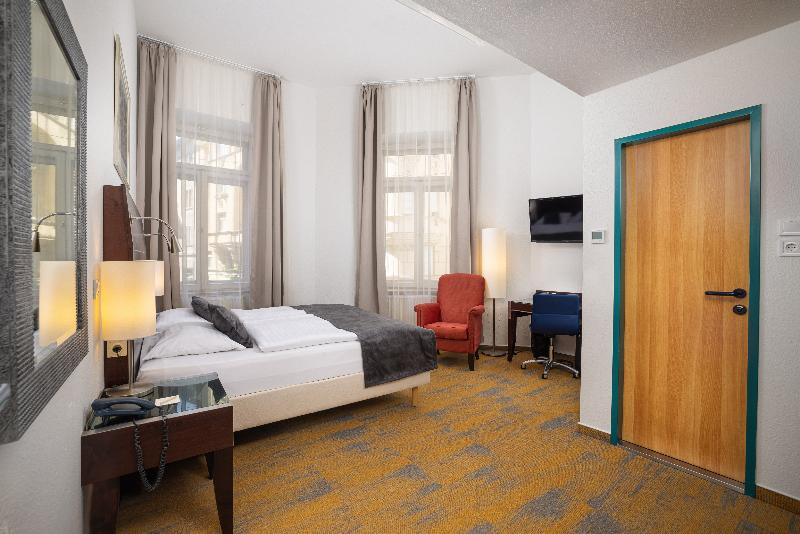 City Hotel Matyas - Oda