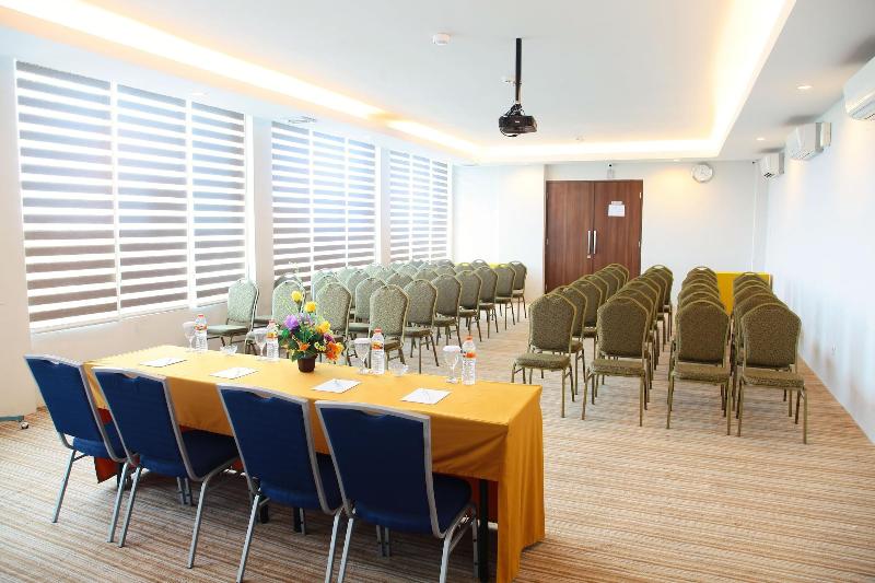 The One Hotel Makassar - Aktivite
