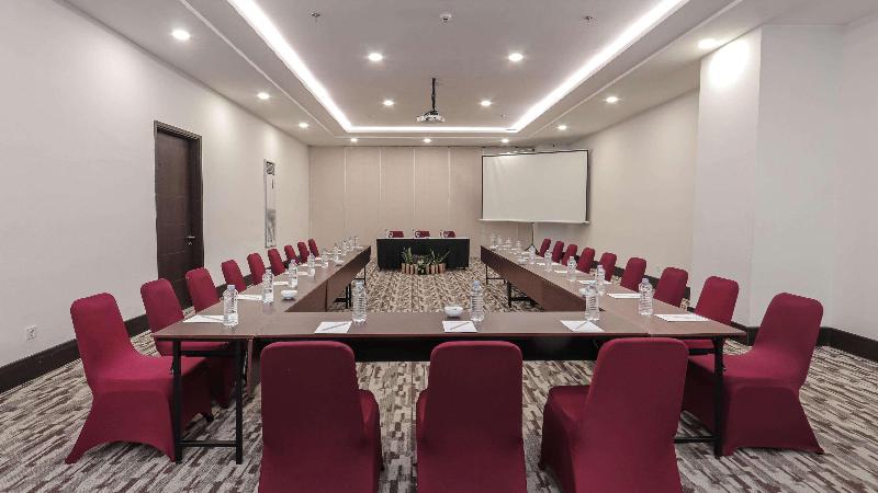 Golden Tulip Essential Makassar - Toplantı