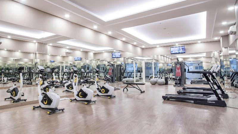 Golden Tulip Essential Makassar - Aktivite