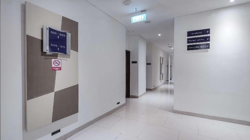Golden Tulip Essential Makassar - Genel