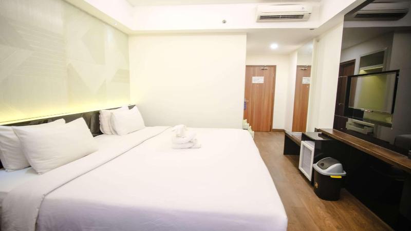 Golden Tulip Essential Makassar - Oda