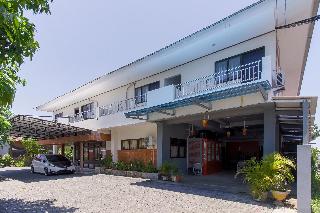 Formerly Reddoorz Near Sam Ratulangi Airport otel fotoğrafı