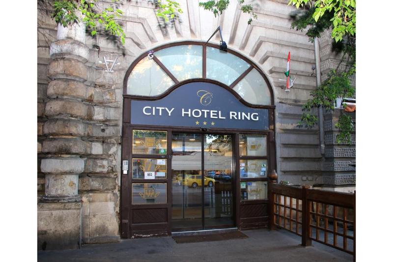 City Hotel Ring - Genel
