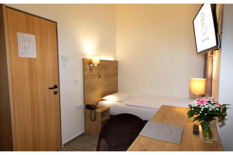 City Hotel Ring - Oda