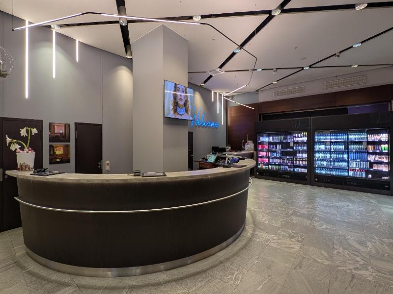Park Inn by Radisson Berlin Alexanderplatz - Lobi