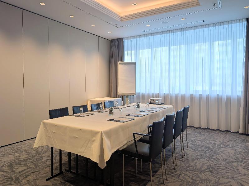 Park Inn by Radisson Berlin Alexanderplatz - Toplantı