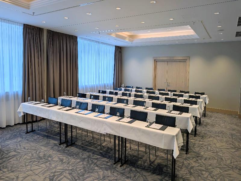 Park Inn by Radisson Berlin Alexanderplatz - Toplantı