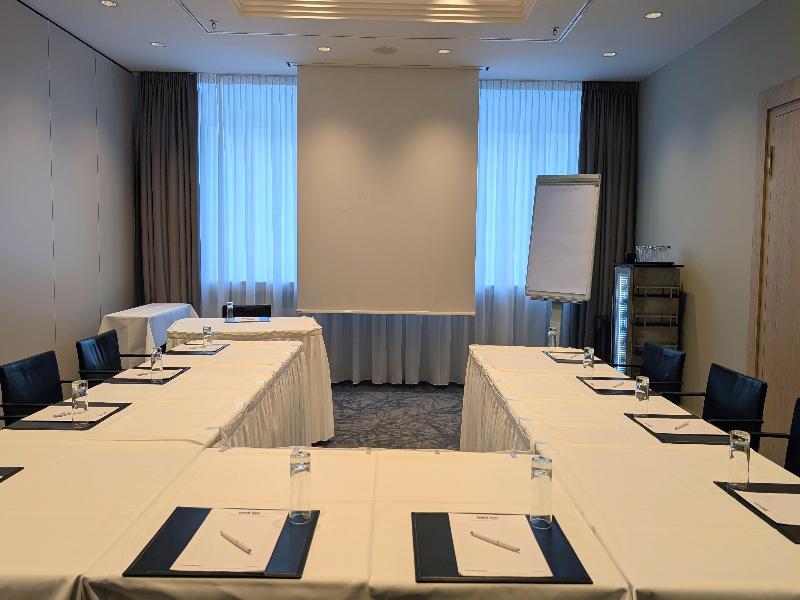 Park Inn by Radisson Berlin Alexanderplatz - Toplantı
