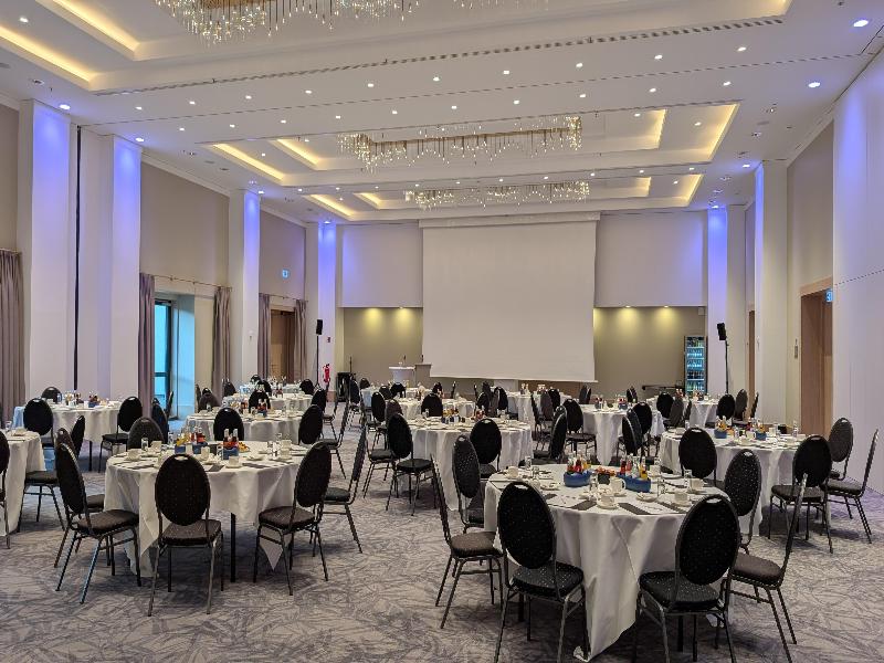 Park Inn by Radisson Berlin Alexanderplatz - Toplantı
