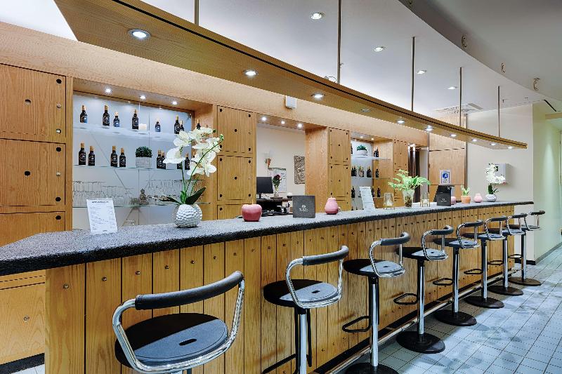 Park Inn by Radisson Berlin Alexanderplatz - Aktivite