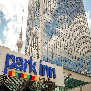 Park Inn by Radisson Berlin Alexanderplatz fotoÄŸrafÄ±