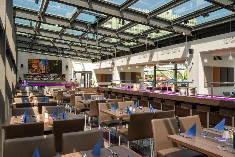 Park Inn by Radisson Berlin Alexanderplatz - Restoran
