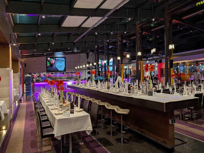 Park Inn by Radisson Berlin Alexanderplatz - Restoran