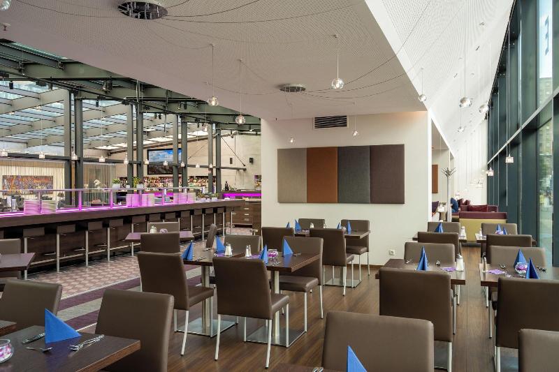 Park Inn by Radisson Berlin Alexanderplatz - Restoran