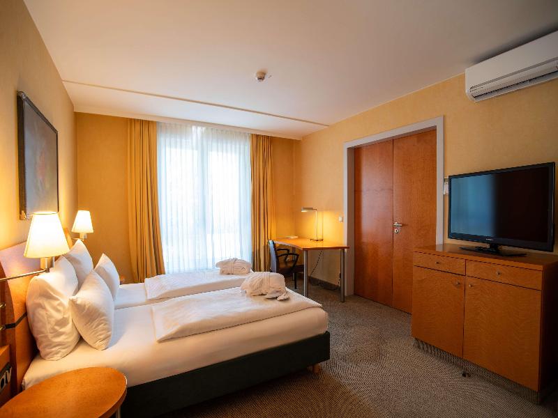 Best Western Premier Airporthotel Berlin - Oda