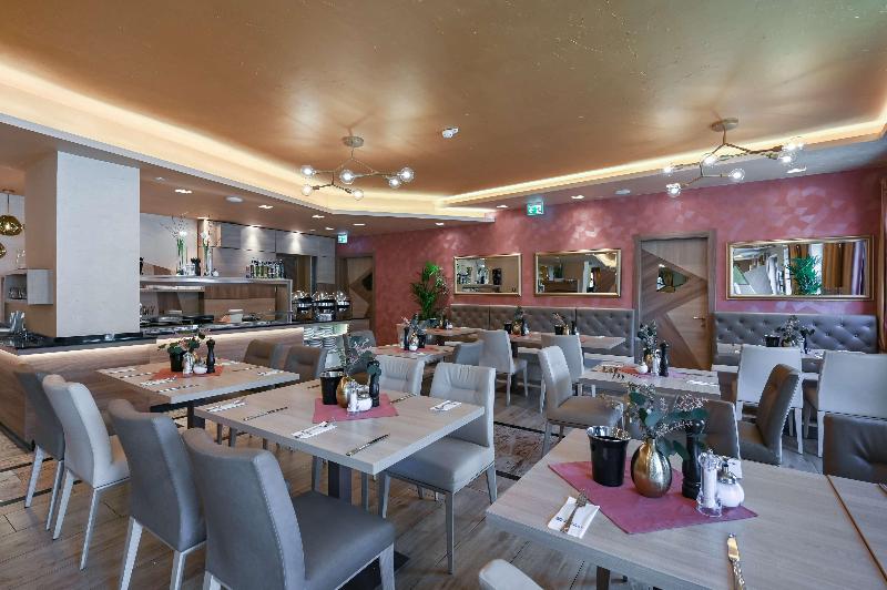 Best Western Premier Airporthotel Berlin - Restoran