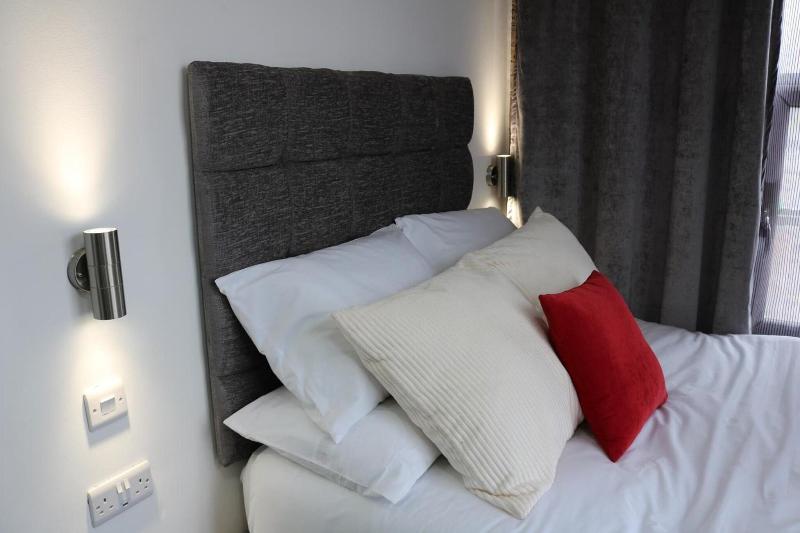 Trivelles Regency Nottingham - Oda