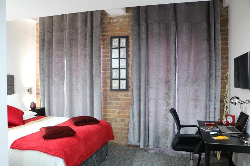 Trivelles Regency Nottingham - Oda