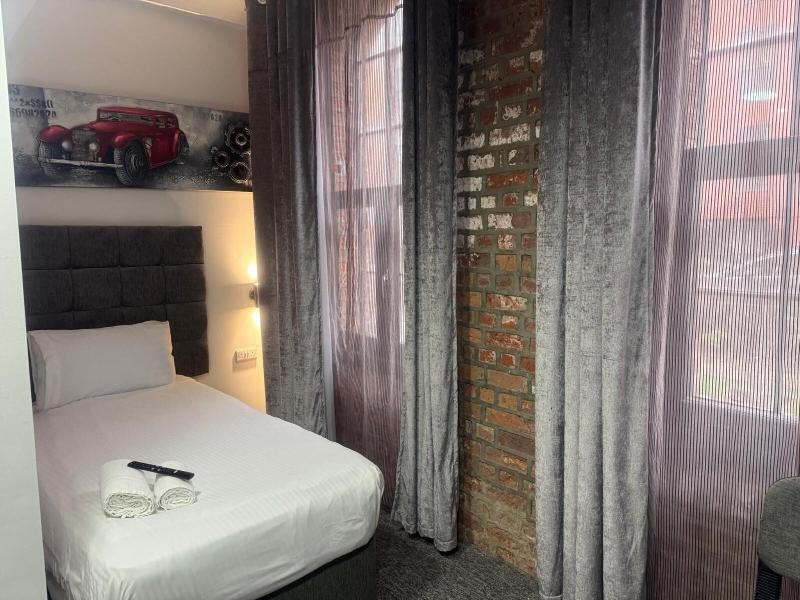 Trivelles Regency Nottingham - Oda