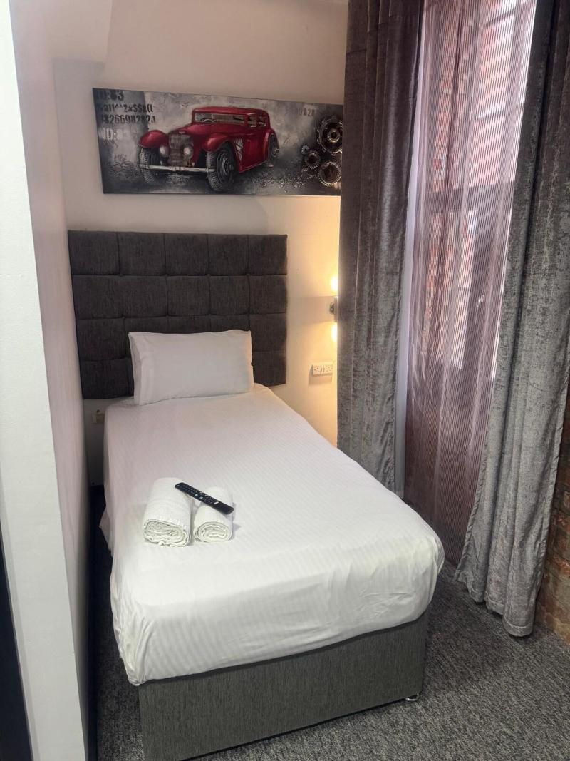 Trivelles Regency Nottingham - Oda