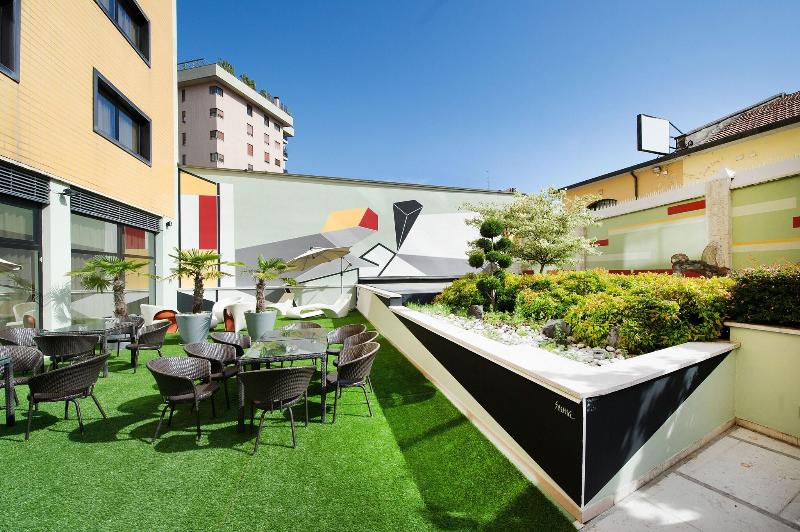 Art Hotel Navigli - Genel
