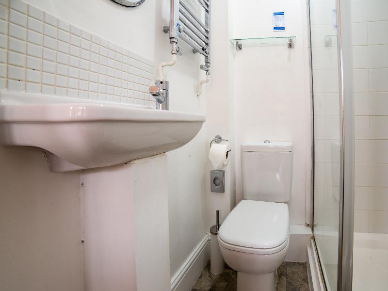 OYO Lina Guest House - Oda