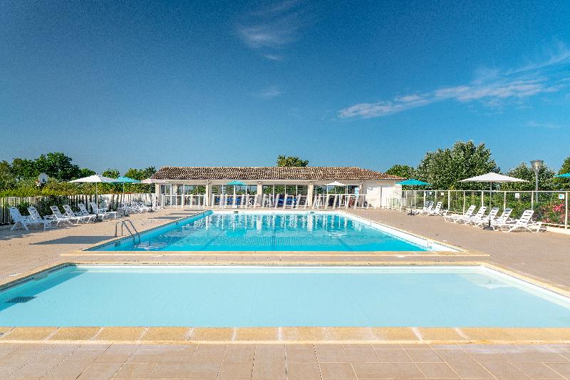 Residence Azureva Fouras - Havuz