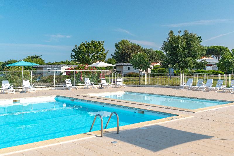 Residence Azureva Fouras - Havuz